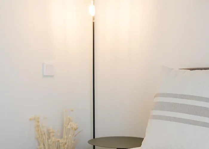 Sunny One Bedroom * Porto